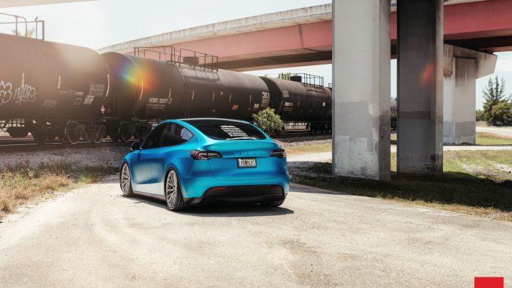 Blue Tesla Model Y - Vossen HF-4T Wheels in Satin Silver