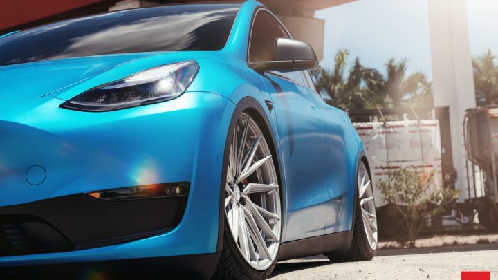 Blue Tesla Model Y - Vossen HF-4T Wheels in Satin Silver