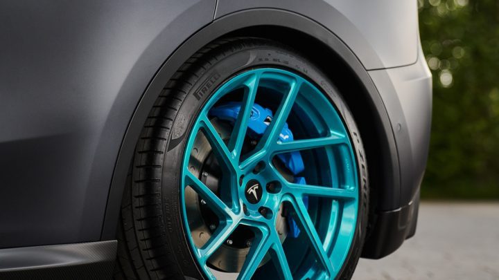 Tesla Model Y – Novitec x Vossen NV2 Wheels in Fountain Blue