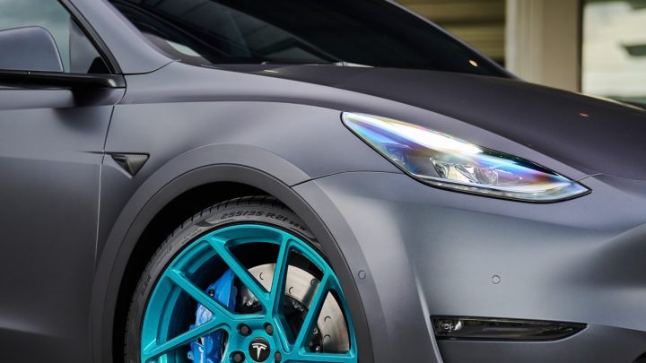 Tesla Model Y – Novitec x Vossen NV2 Wheels in Fountain Blue