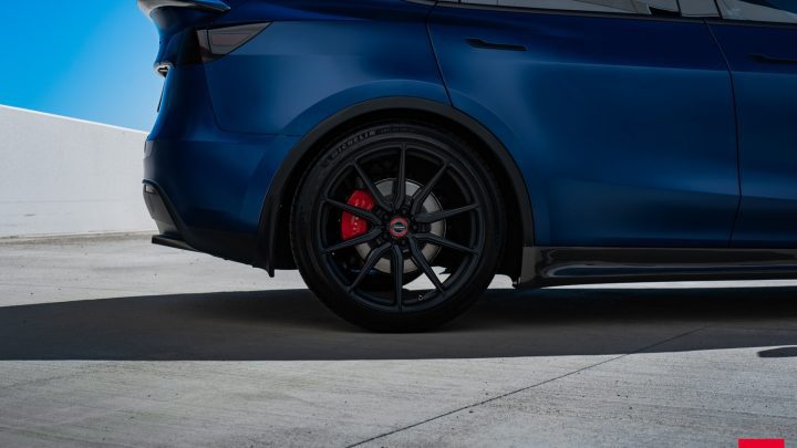Blue Tesla Model Y - Vossen HF-3 Wheels in Satin Black