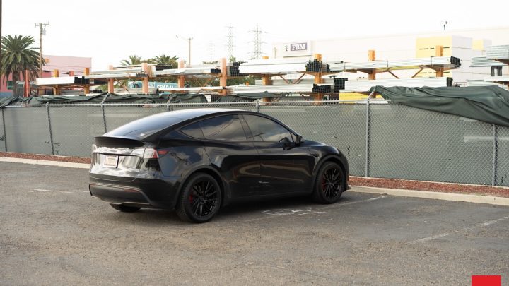 Black Tesla Model Y - Vossen HF-4T Wheels in Gloss Black
