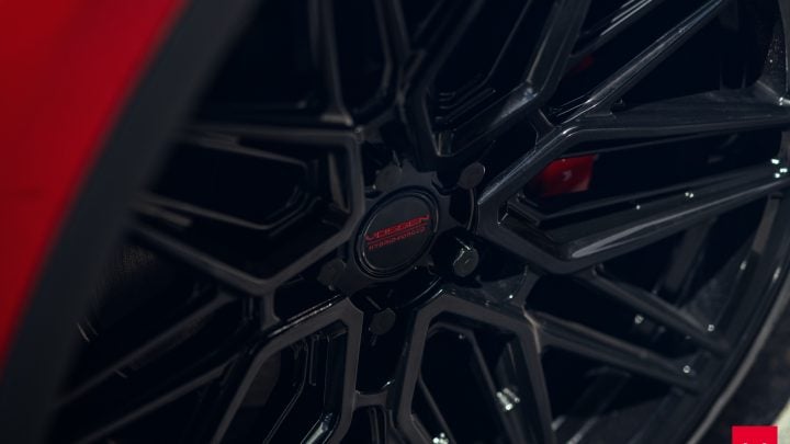 Red Tesla Model Y - Vossen HF-7 Wheels in Gloss Black