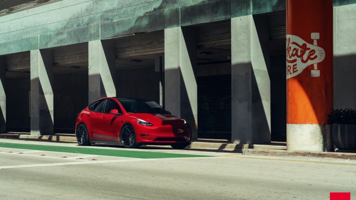 Red Tesla Model Y - Vossen HF-7 Wheels in Gloss Black