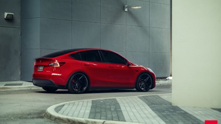 Red Tesla Model Y - Vossen HF-7 Wheels in Gloss Black