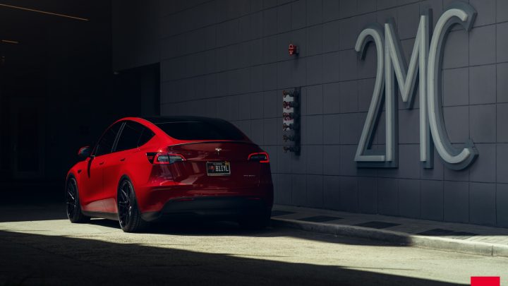 Red Tesla Model Y - Vossen HF-7 Wheels in Gloss Black
