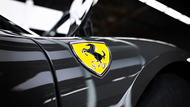 Grigio Silverstone Ferrari 296 GTB – XPEL Ultimate Plus Full Front-End PPF