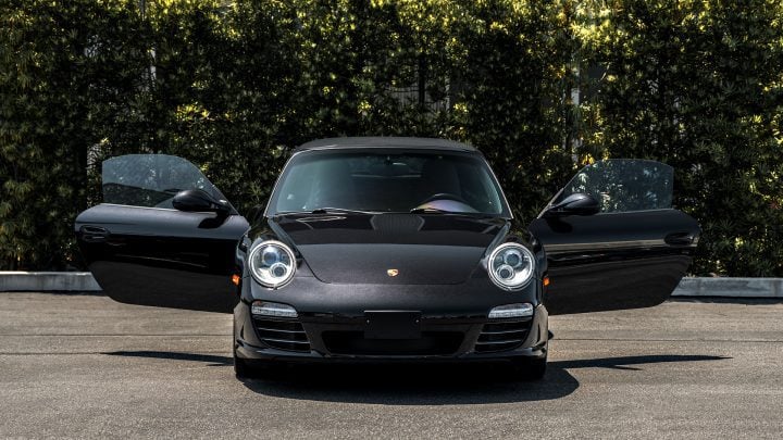 Porsche Carrera 4S – Multi-Stage Paint Correction, Trim Restoration, Ceramic Coating