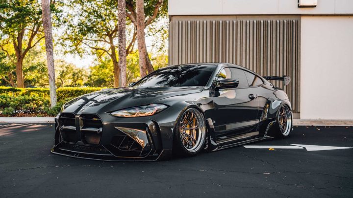 Black ADRO Widebody BMW M4 - MV FORGED LM-101 Wheels