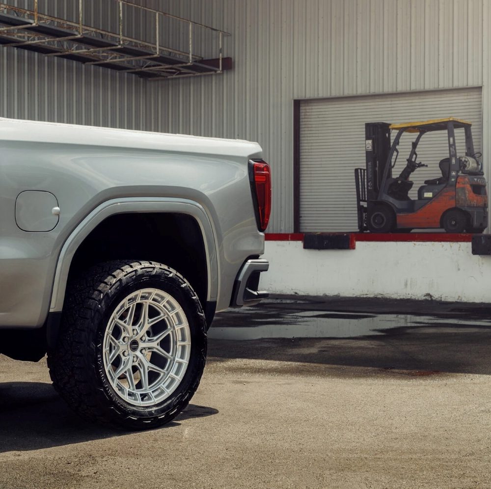 Vossen HFX Series HFX-1 Wheel in Silver Polished - 24x12 -44 8-180