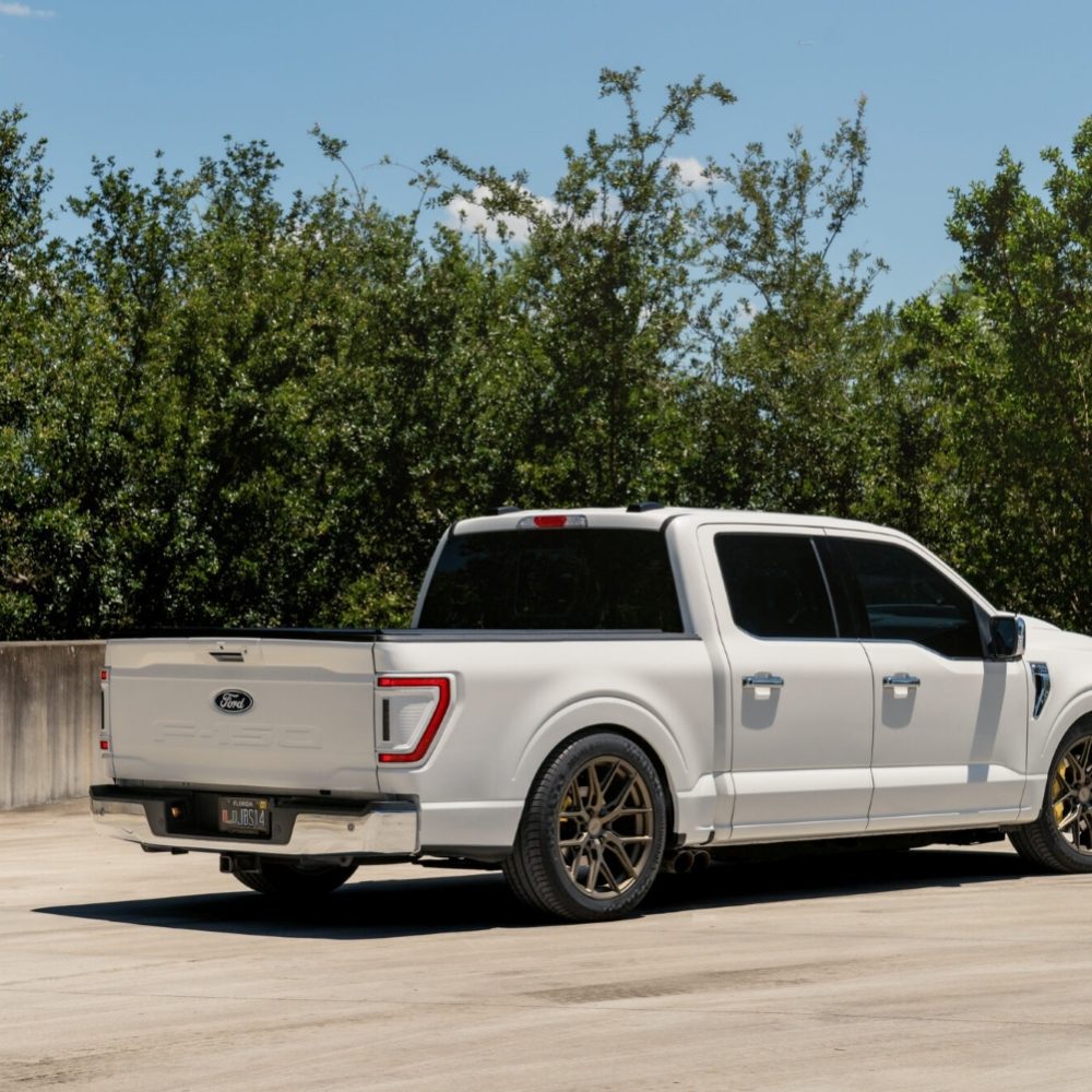 Vossen Hybrid Forged (6-lug) Series HF6-4 Wheel in Terra Bronze