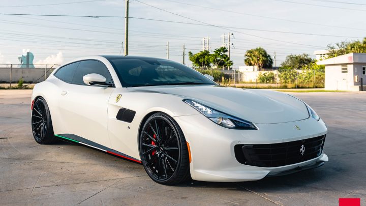 White Ferrari GTC4Lusso - Vossen Hybrid Forged HF-4T Wheels in Gloss Black