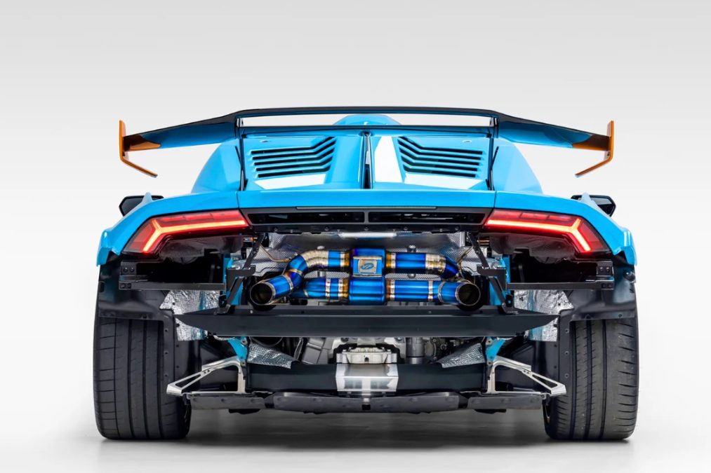 Unleashed Precision: VF Engineering Titanium Valved Exhaust Systems 4 Titanium Valved Exhaust Systems - Huracan