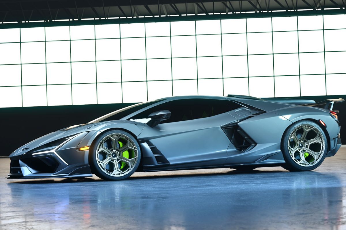 Revuelto Carbon Fiber Body Kit - side shot