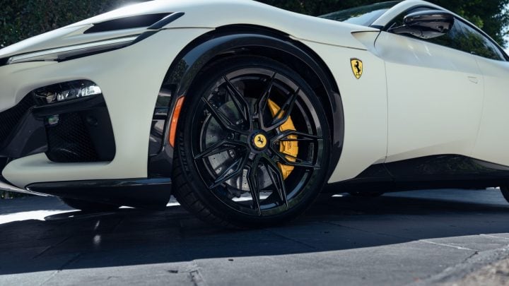 Bianco Italia Ferrari Purosangue – Novitec x Vossen Series: NF11 Forged Wheels