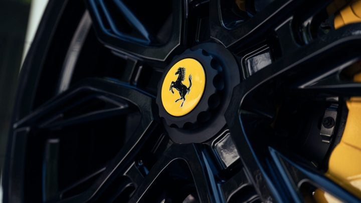 Bianco Italia Ferrari Purosangue – Novitec x Vossen Series: NF11 Forged Wheels