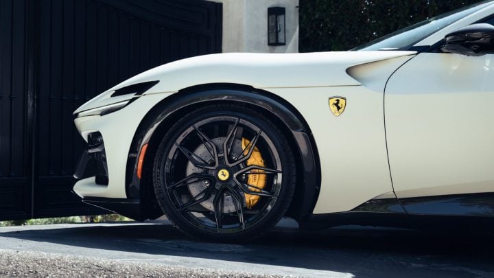 Bianco Italia Ferrari Purosangue – Novitec x Vossen Series: NF11 Forged Wheels