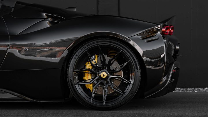 Nero Ferrari SF90 Spider – Novitec x Vossen Series: NF11 Wheels