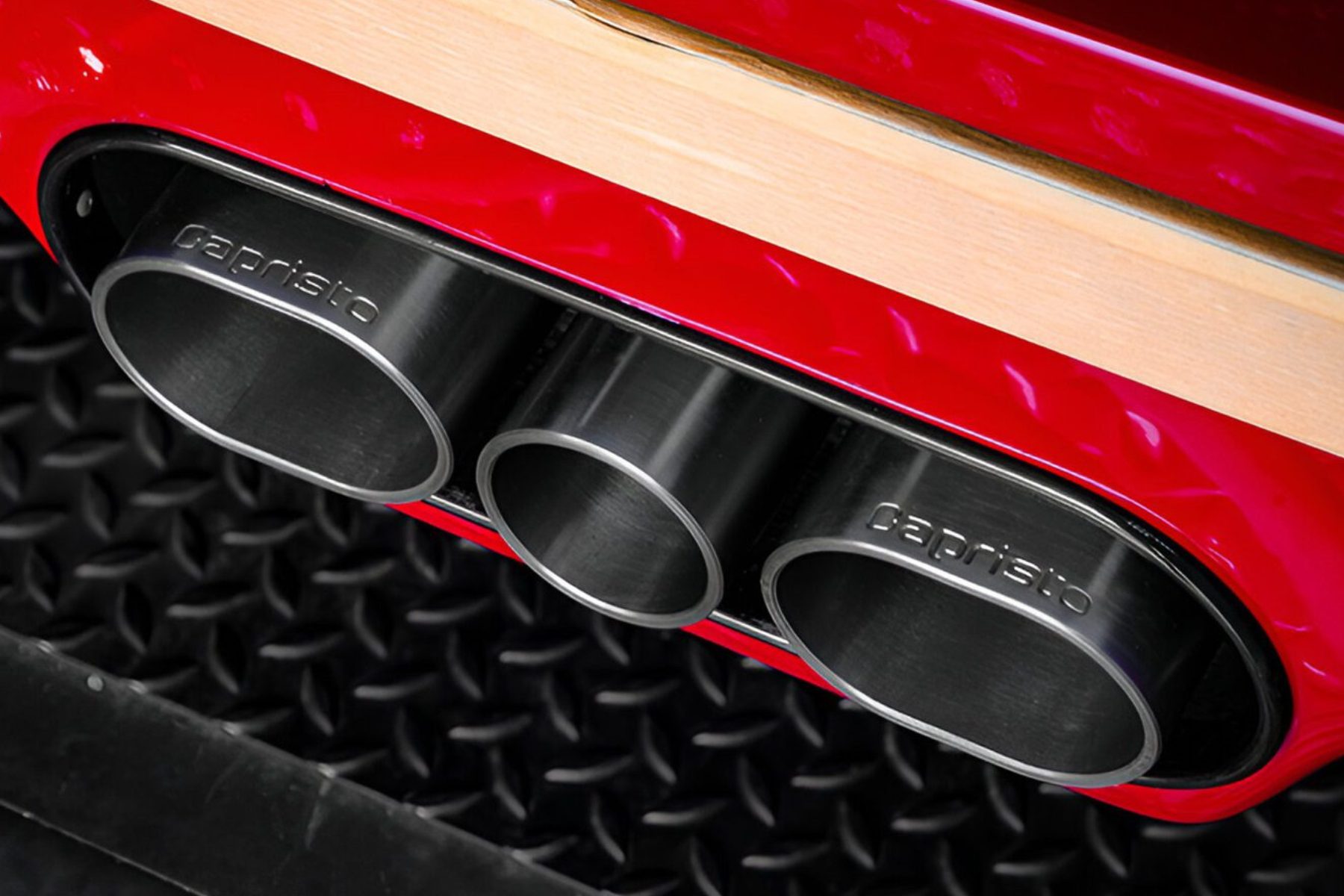 Ferrari F40 Capristo Valved Exhaust System Unlocks OEM+ Perfection