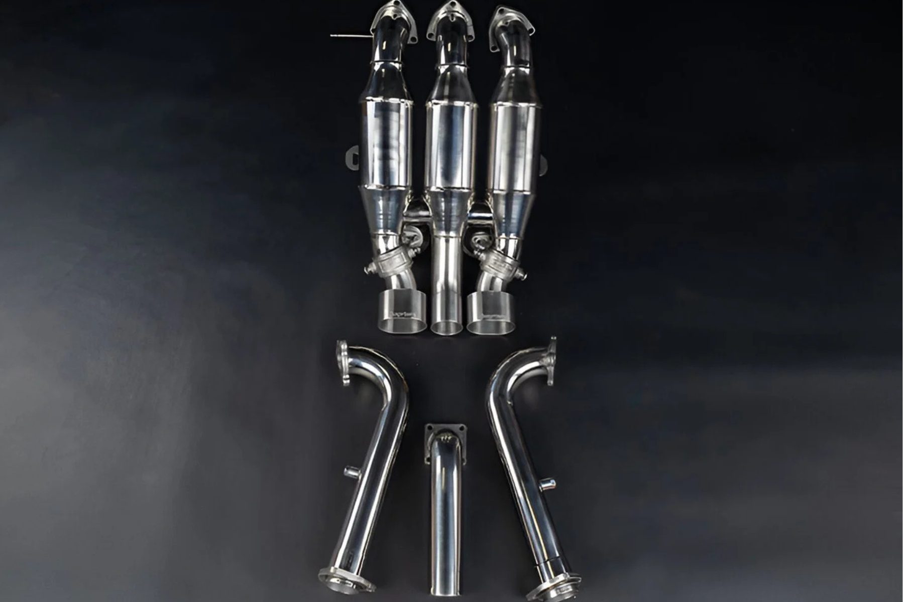 Ferrari F40 Capristo Valved Exhaust System Unlocks OEM+ Perfection