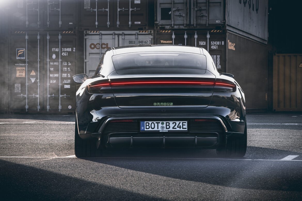 Porsche Taycan - rear