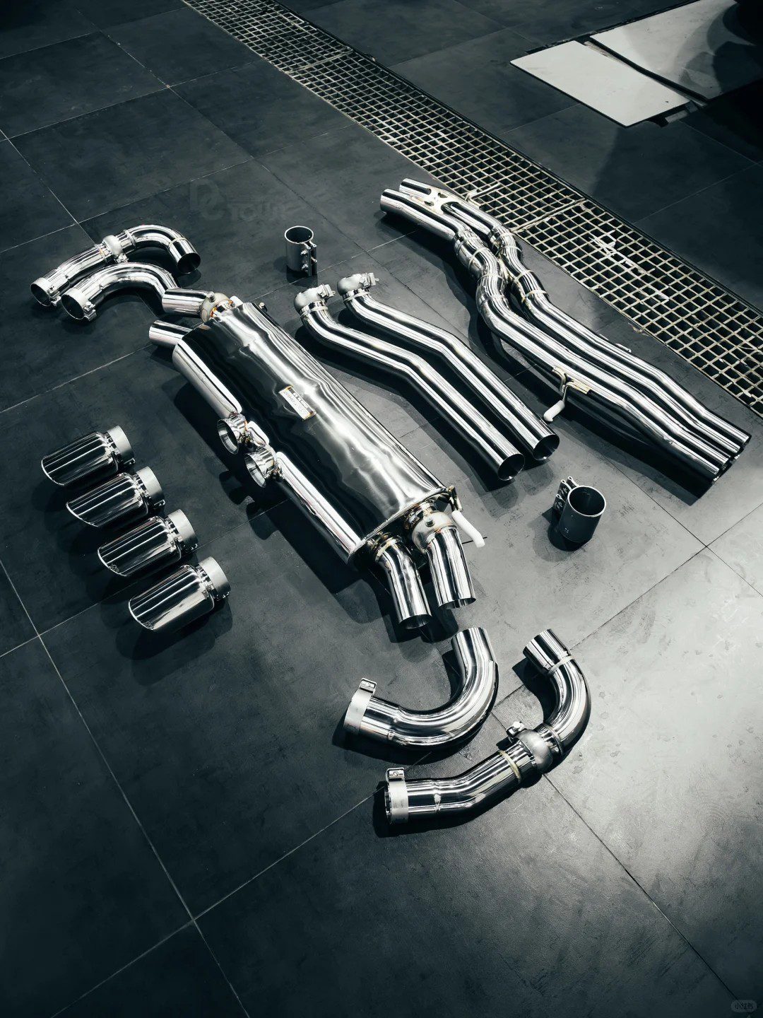 Lamborghini Urus Finds Its Voice With Fi EXHAUST