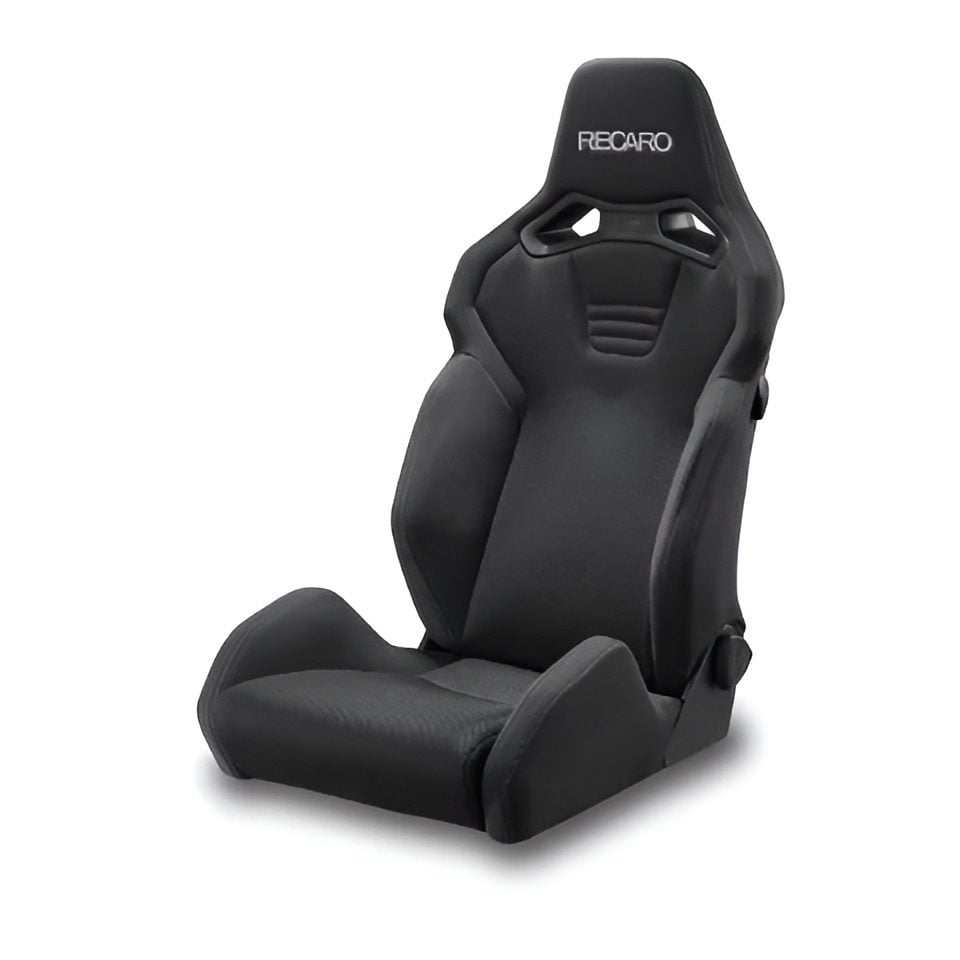 momo RECARO スペシャル黒 csm_recaro_srs_black_jp-1.jpg