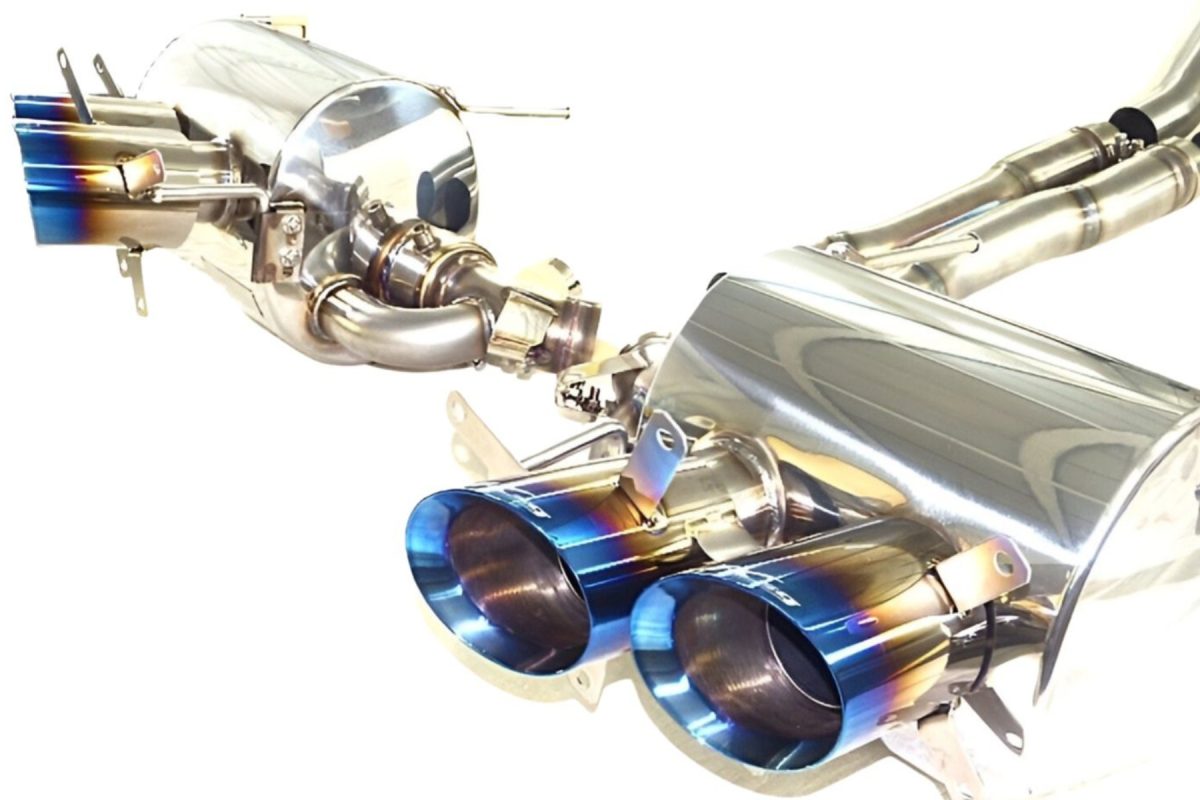 Ferrari F12 - exhaust