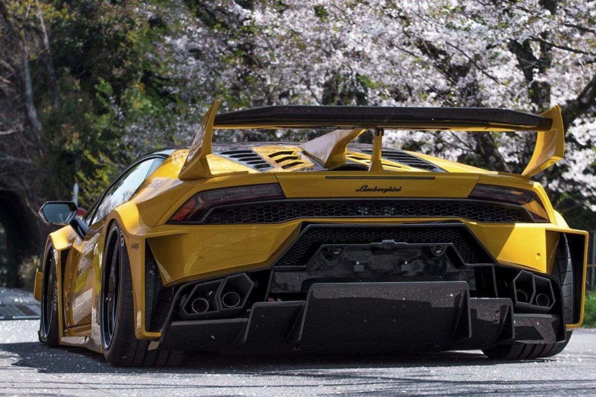 Lamborghini Huracan - rear