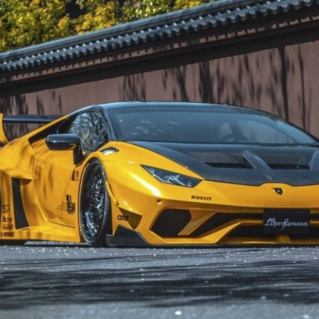 Lamborghini Huracan Goes Extreme With Liberty Walk