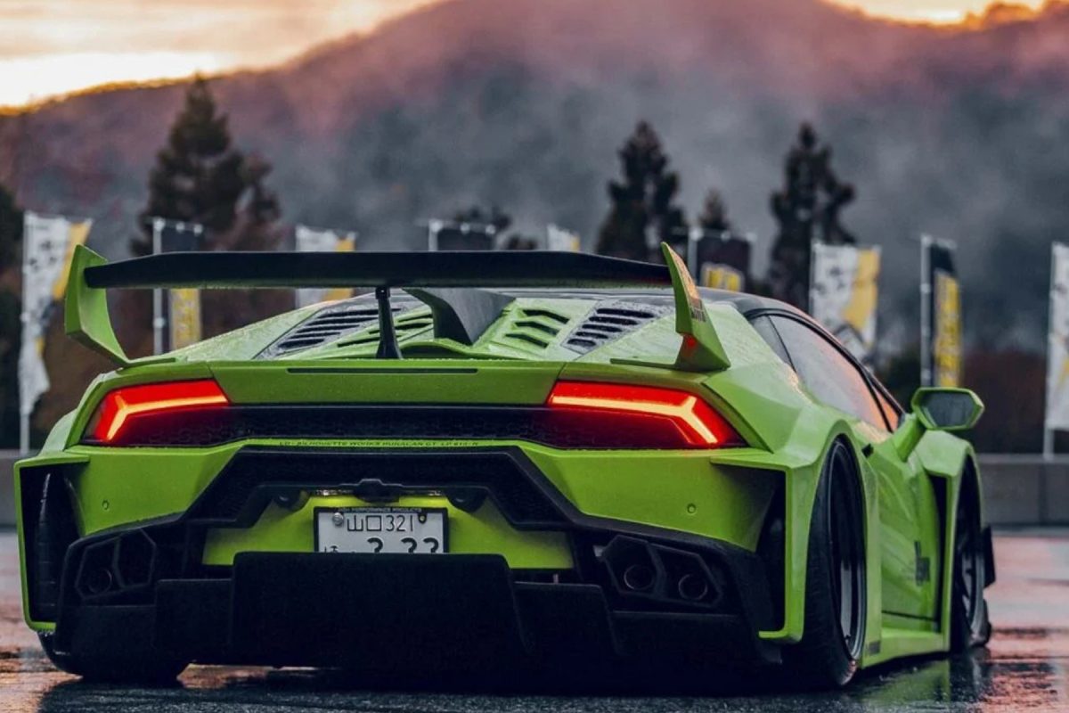 Lamborghini Huracan - rear