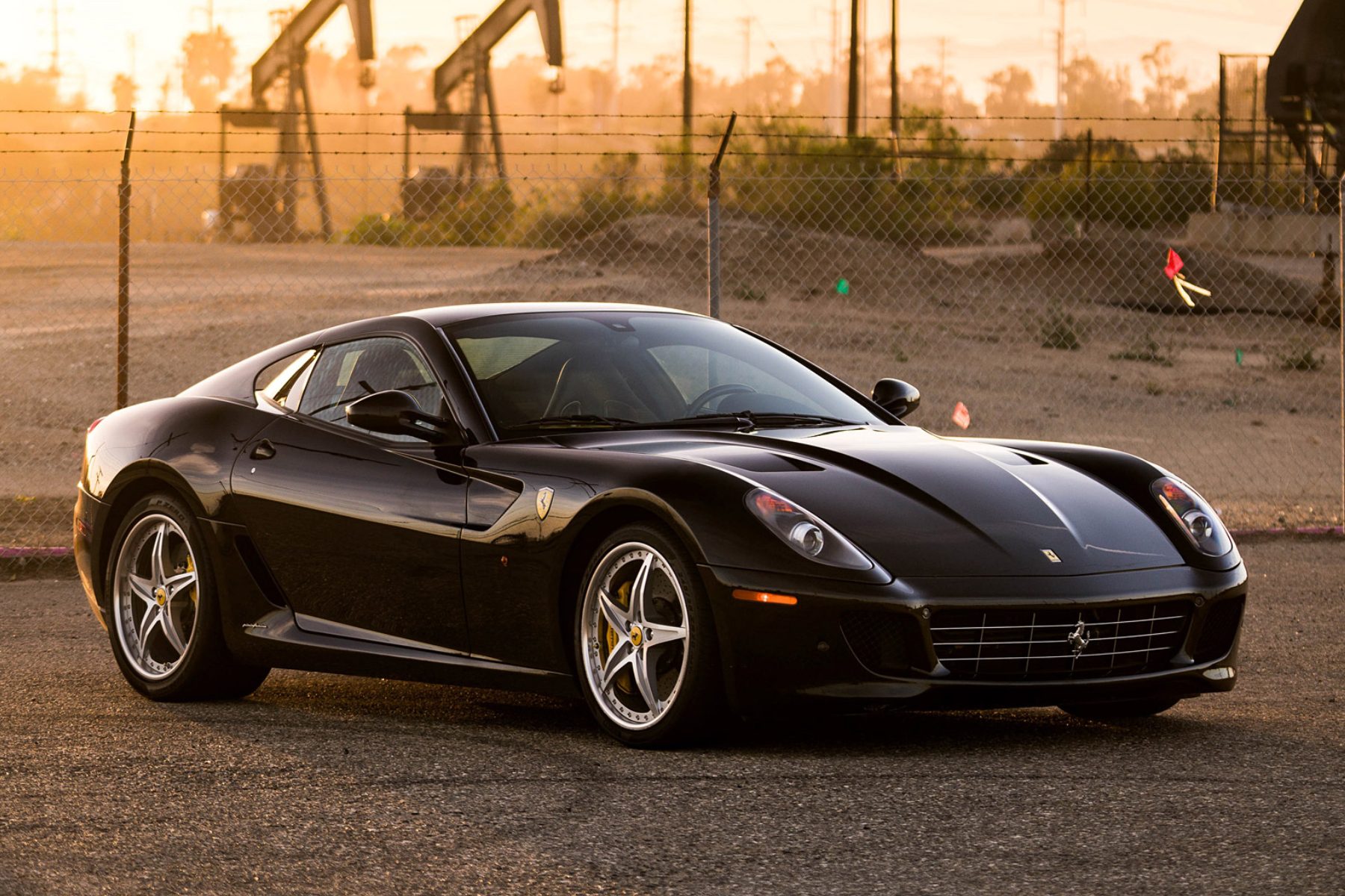 Ferrari 599 Awakens: Brilliant Exhaust Crafts A New V12 Anthem