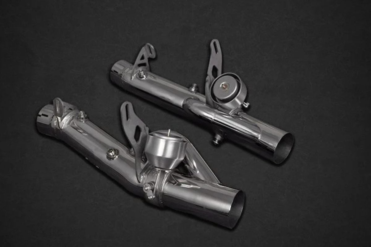 Ferrari F8 - exhaust