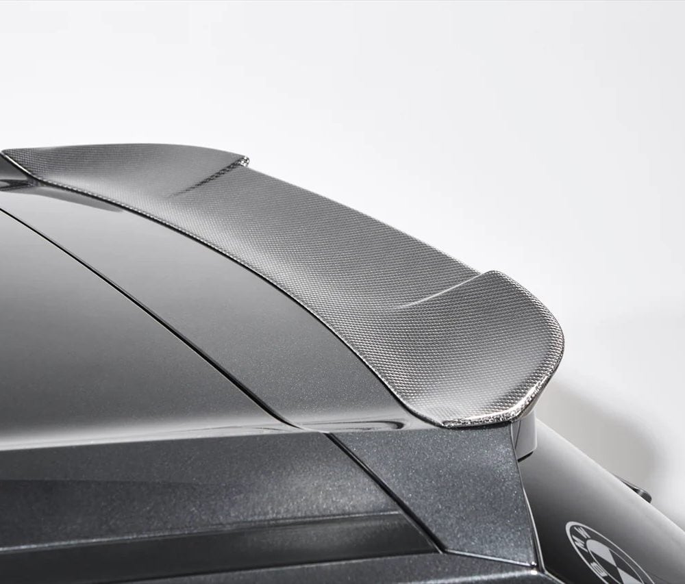 3DDesign Carbon Rear Spoiler for G09 BMW XM Installed - Rear Topside View