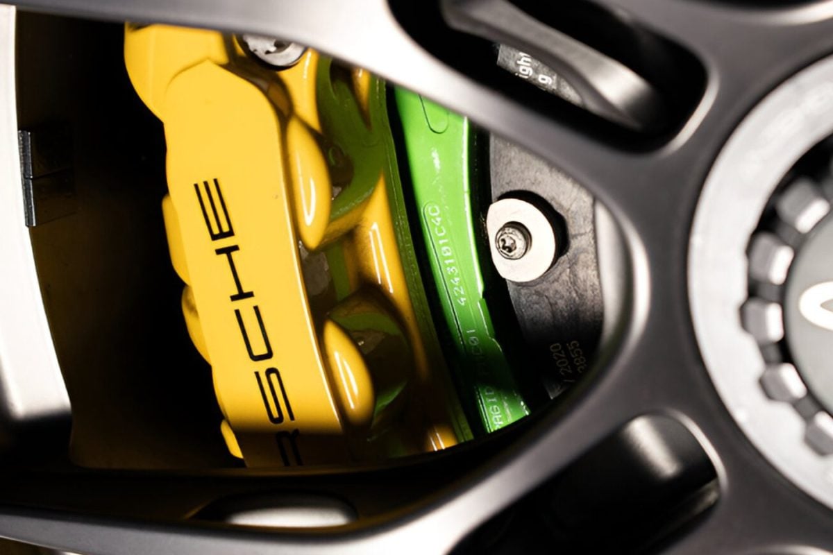 992 Porsche 911 GT3 - Manthey Racing