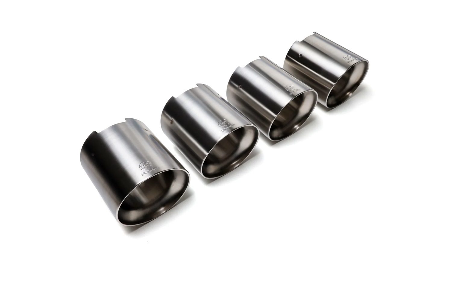 3DDesign Stainless Exhaust Tip Set for Gxx BMW M2, M3, M4, and M5 - Front Side View of Tips