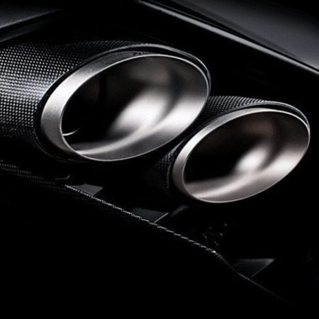 Lamborghini Huracán Gets Akrapovic Titanium Excellence