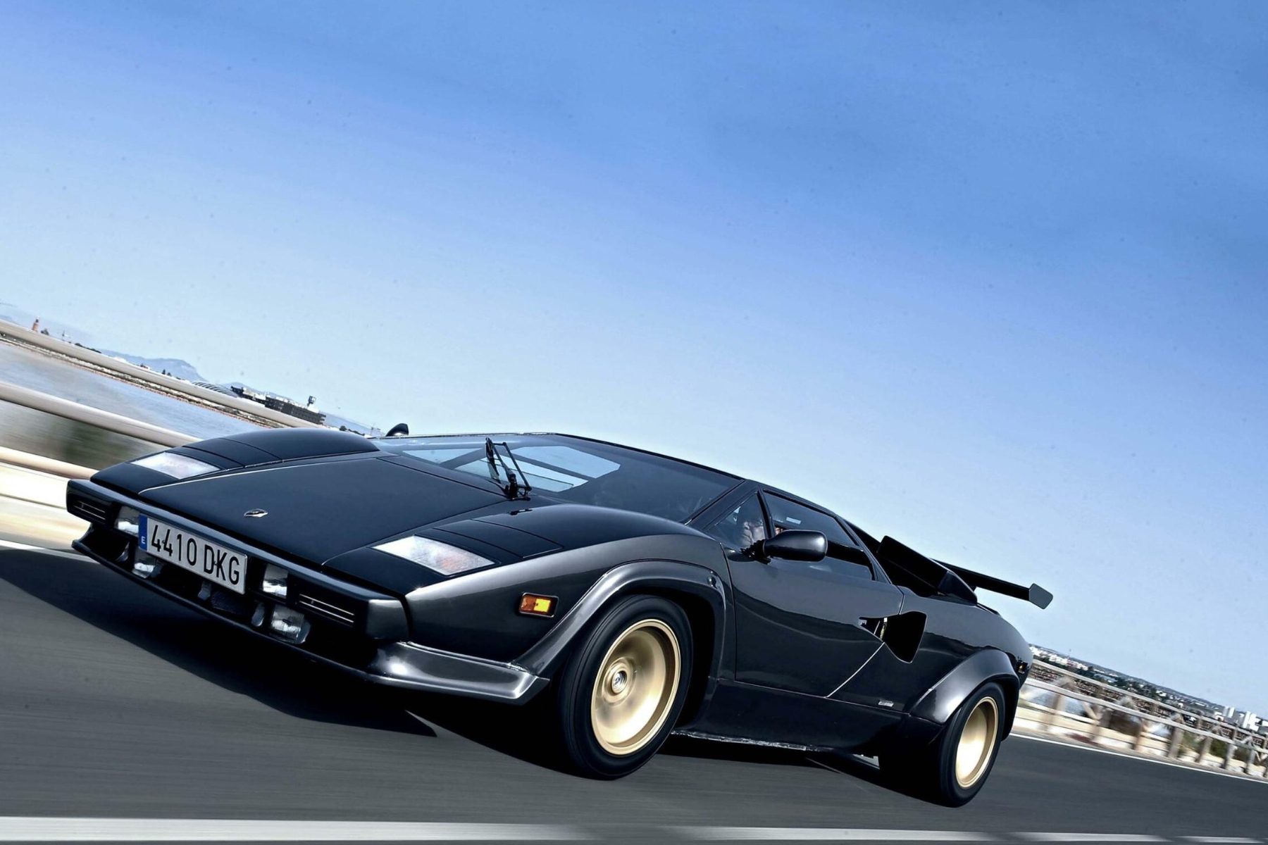 Lamborghini Countach Kreissieg Delivers True F1 Sound