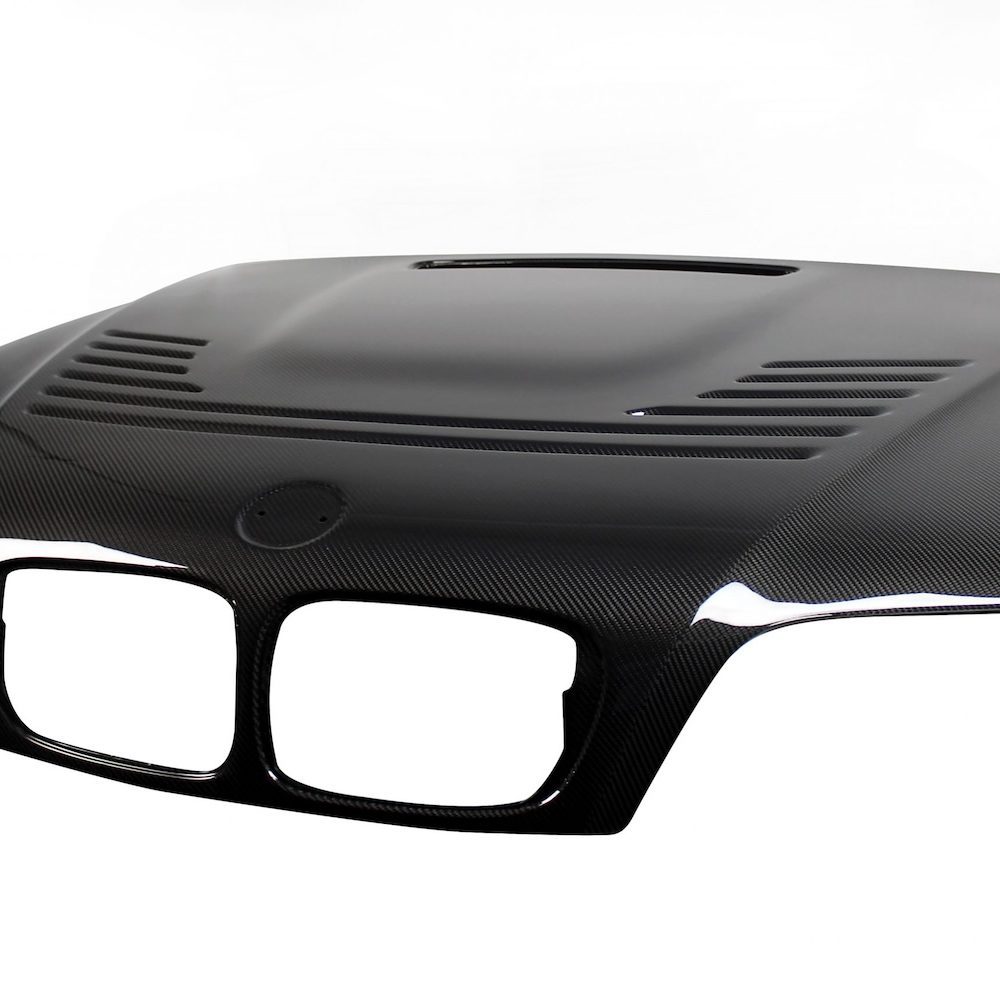 Karbonius Composites Carbon Vented Hood for E46 BMW M3 [E46CP01-CFRP-2/E46CP01-GFRP-2] Carbon - Front View