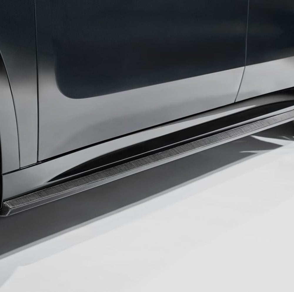 3DDesign Carbon Side Skirts for U25 MINI Countryman JCW Installed on Dark Grey Countryman JCW - Close Front Side View of Side Skirt
