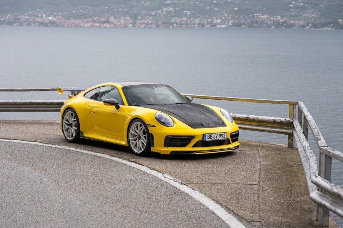 992 Porsche 911 Carbon Hood
