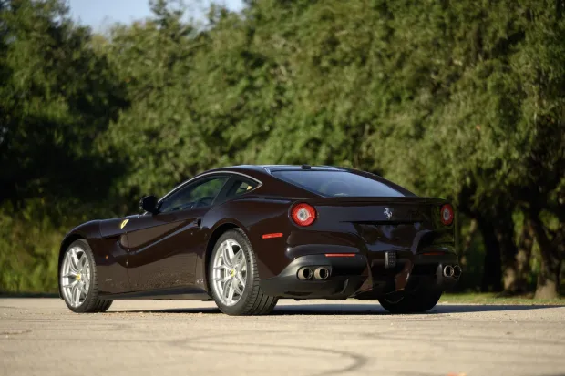 Ferrari F12berlinetta - bringatrailer.com