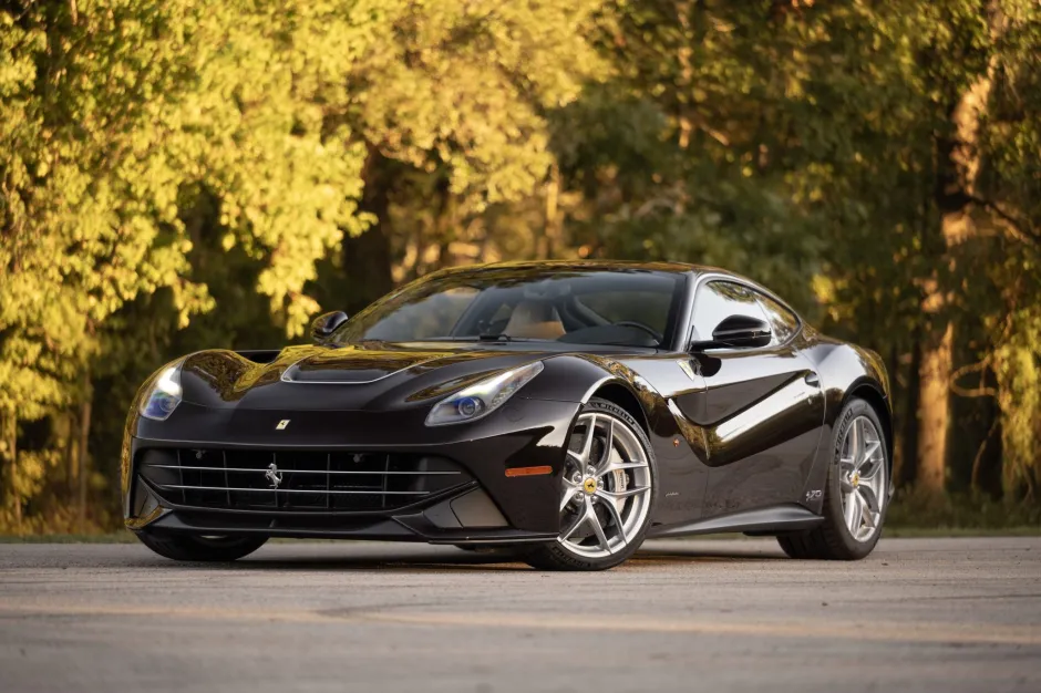 Ferrari F12berlinetta - bringatrailer.com