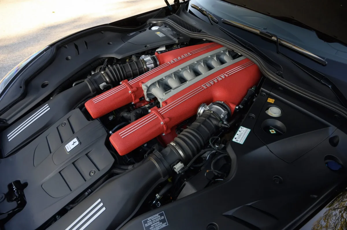 Ferrari F12berlinetta - bringatrailer.com