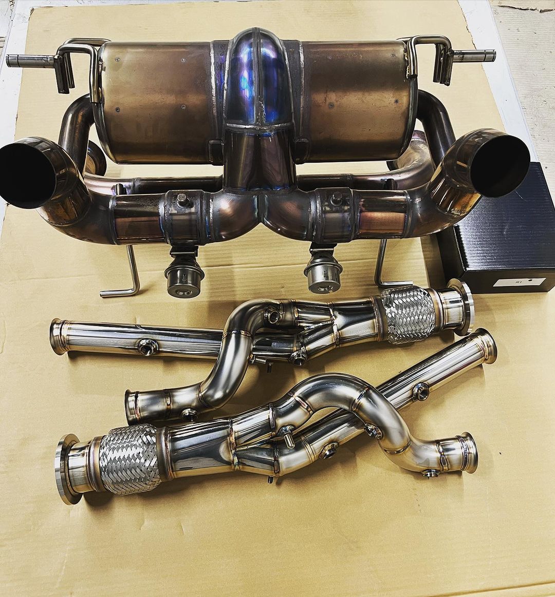 Aventador SVJ Exhaust Done Brilliantly For The V12 1 AVENTADOR SVJ Exhaust