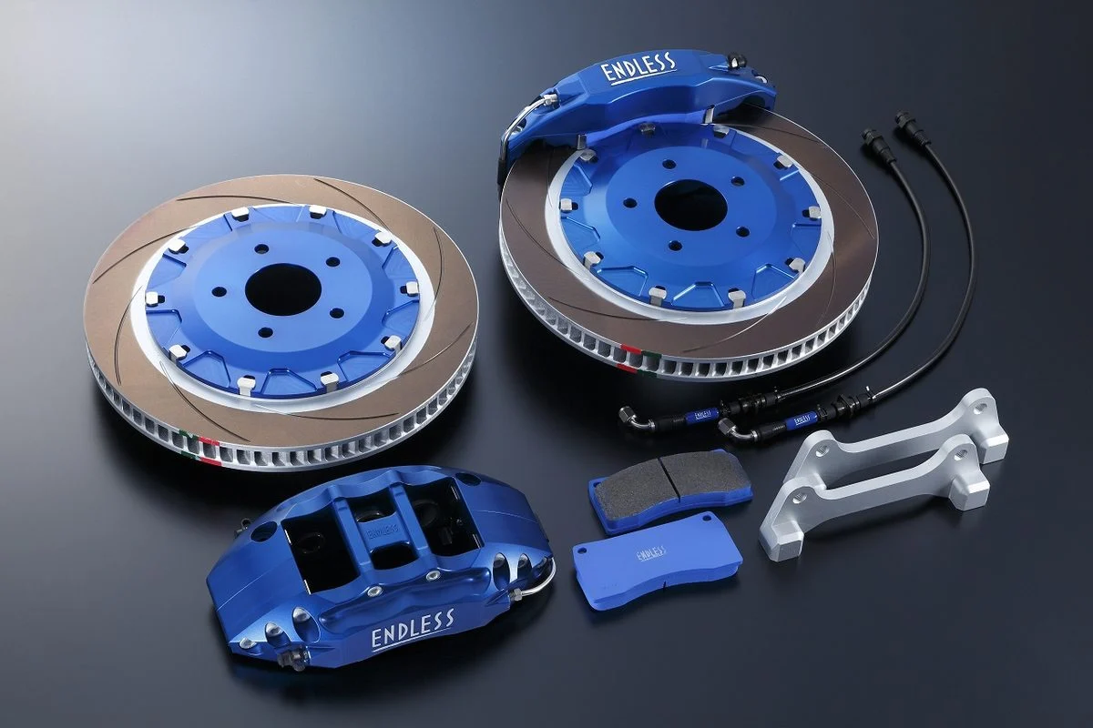 Nissan Skyline R34 Endless Brakes: Limitless Stopping Power