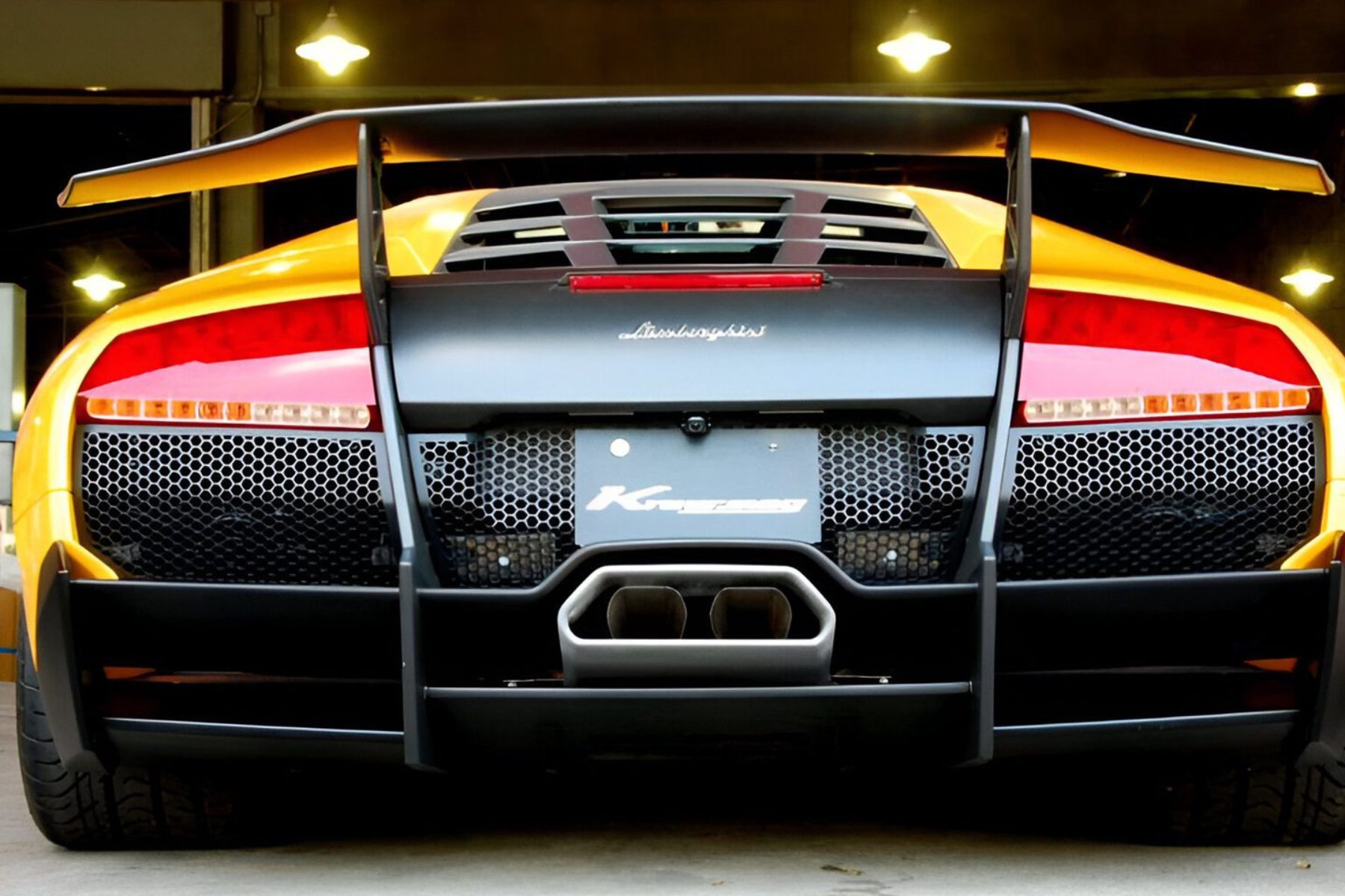 Lamborghini Murcielago SV Exhaust Brings Back The Raw F1 Spirit