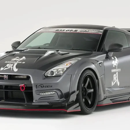 GT-R Body Kit By Varis Ignites Super Sonic Style