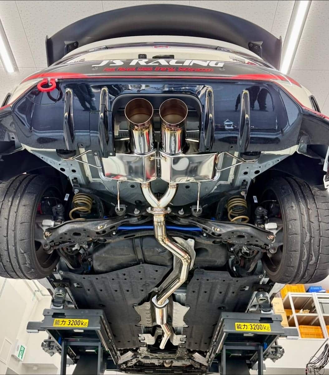 J’s Racing FL5 Civic Type R