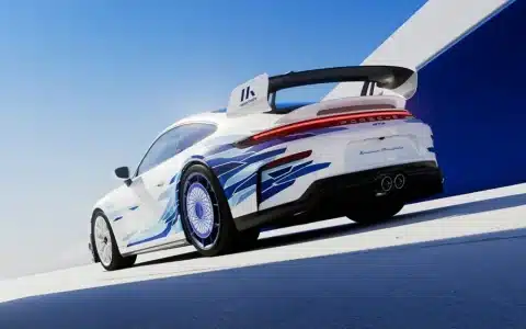 Porsche 911 GT3 Artisan Edition: 30 Units, One Market